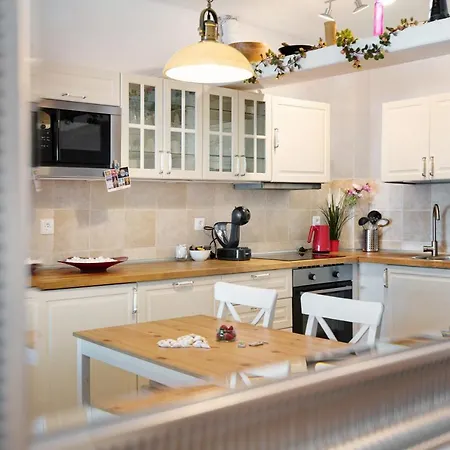 Isla And Ocean With Pool And Wifi דירה קוסטה טגוויסה